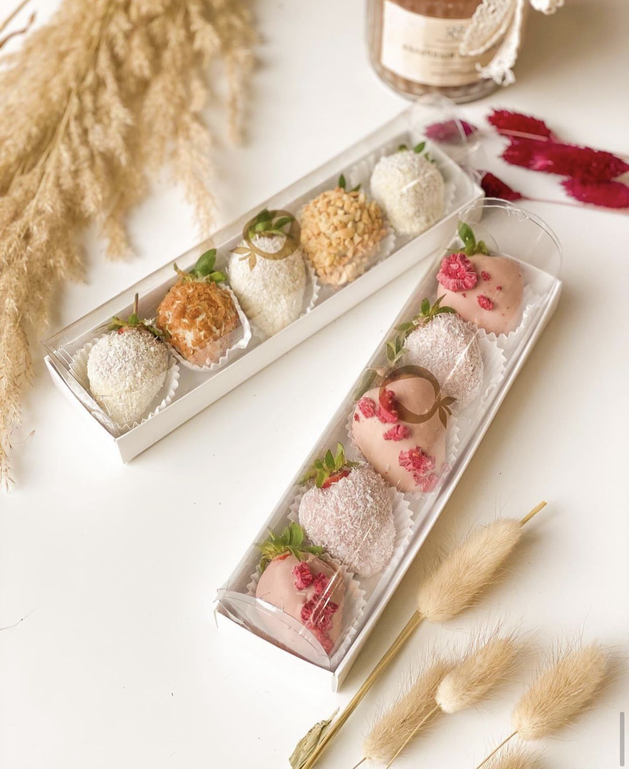 Клубничный бокс "Комплимент"