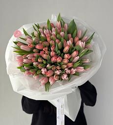 Букет "Jamila" из 95 тюльпанов