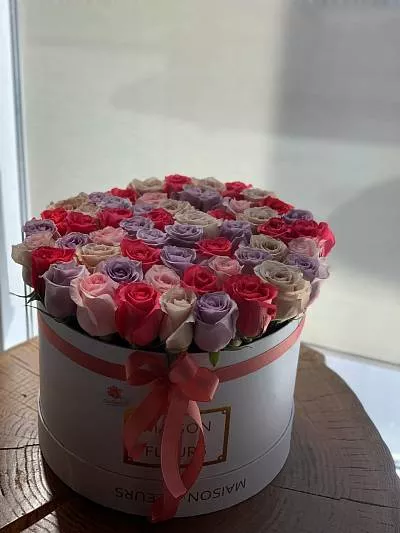 55 голландских роз MIX в коробку 1