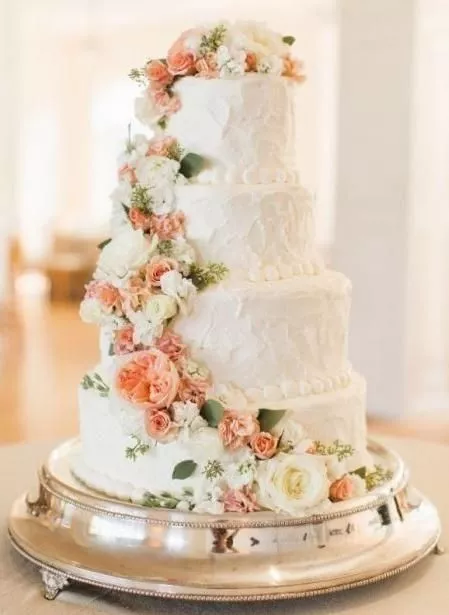 Свадебный торт " Персиковое счастье"